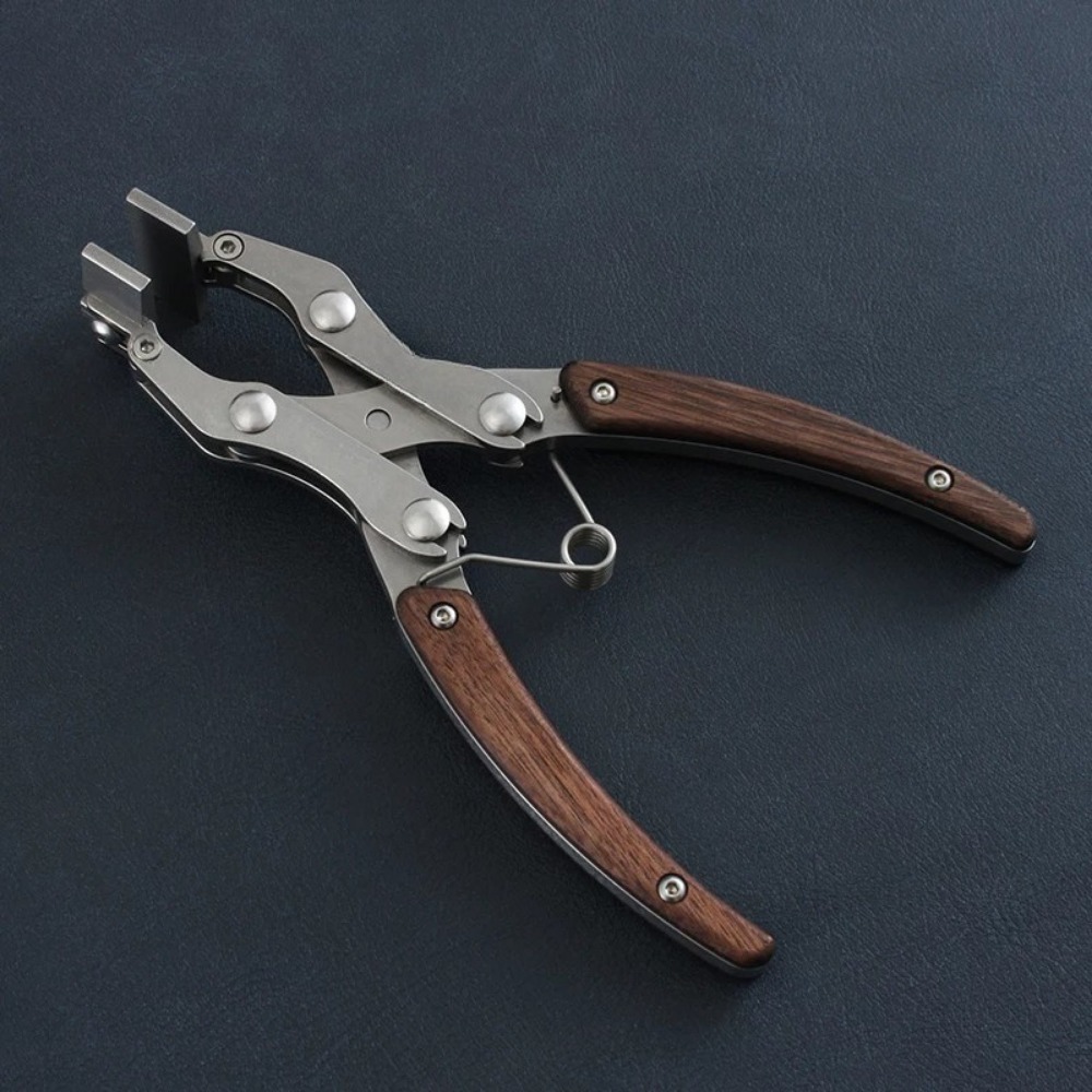 Плоскогубцы с плоскими губками – обзор и цена Pliers